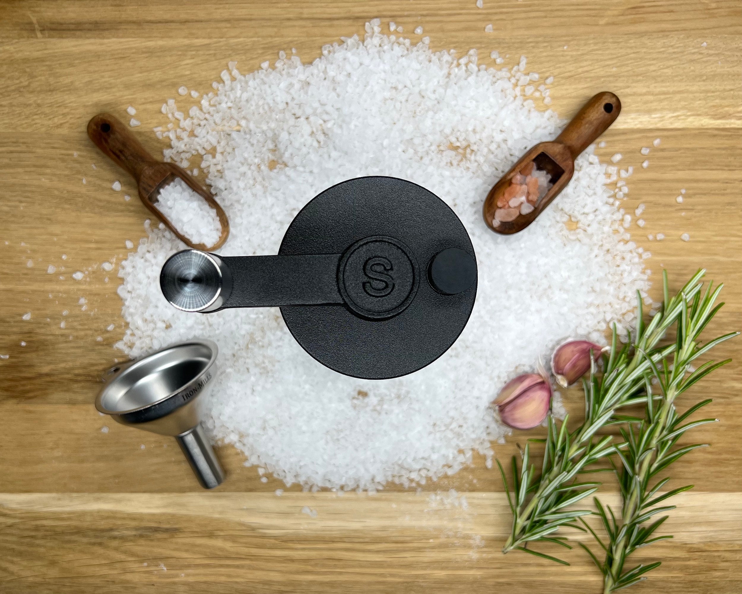 Quality salt deals and pepper shakers